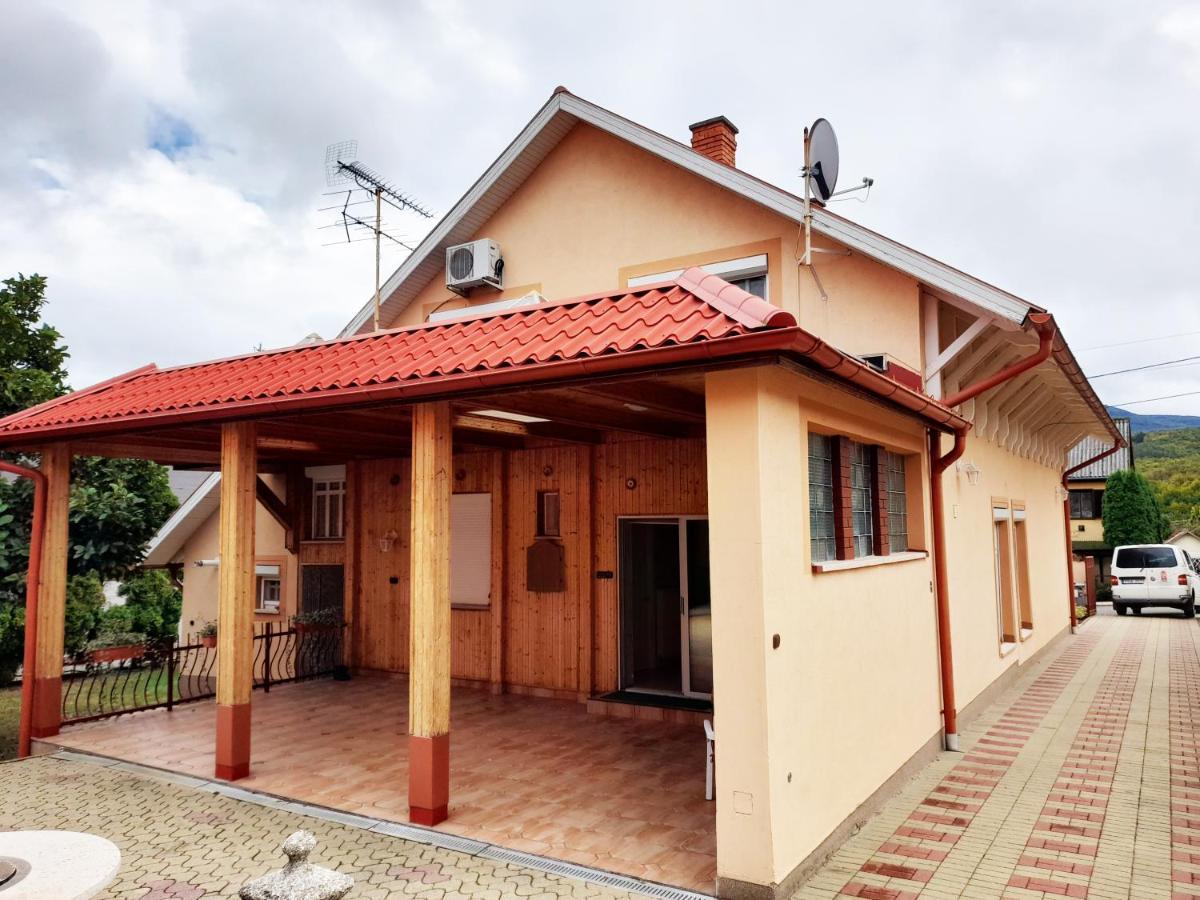Mátra Wellness Vendégház Parádsasvár Exterior foto